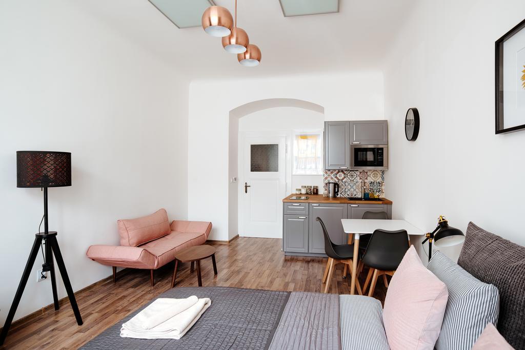 Apartment Gesse Jirsikova Prague Exterior photo